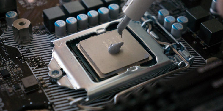 Cách sử dụng keo tản nhiệt cho CPU